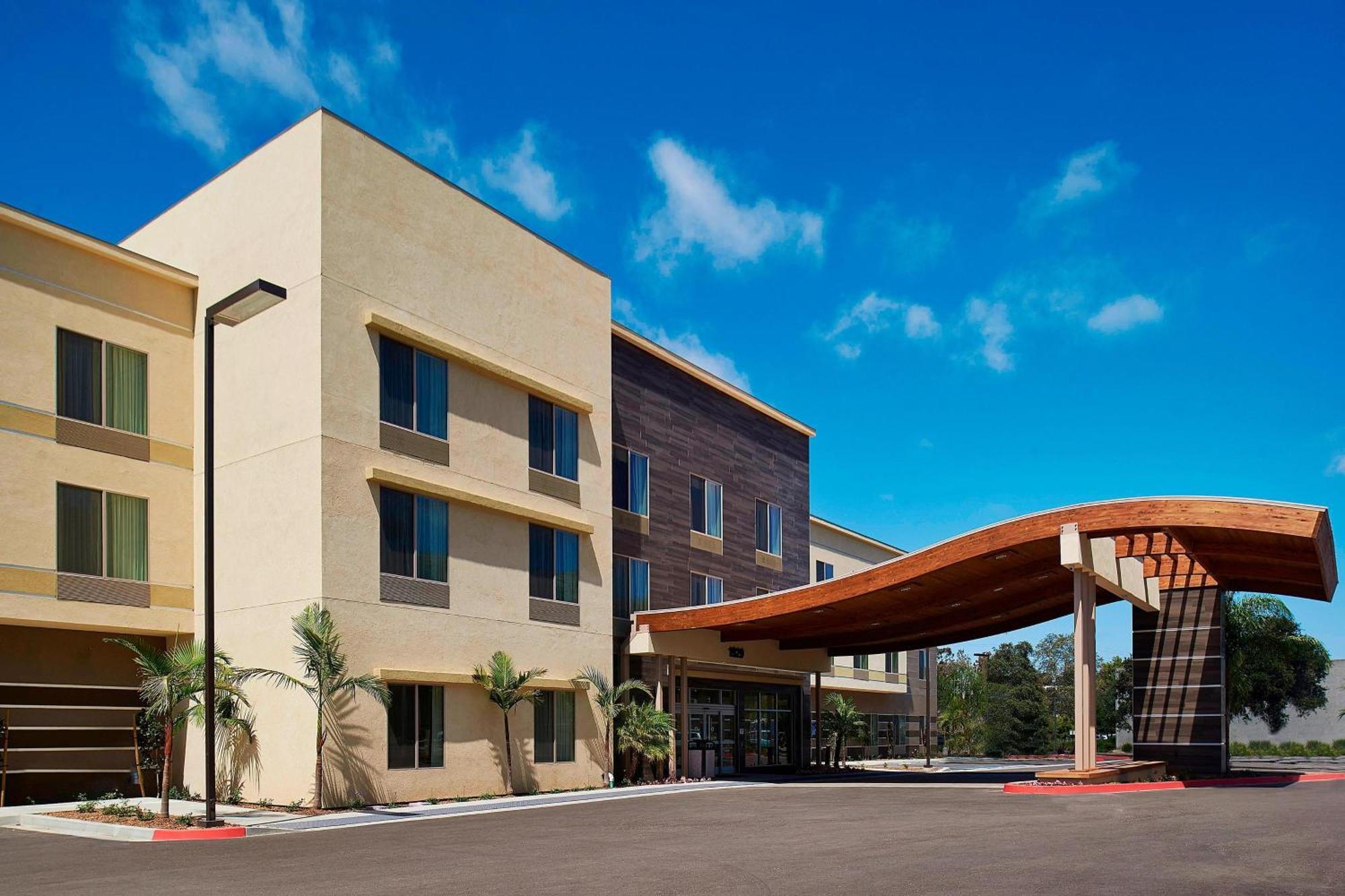 Fairfield Inn & Suites By Marriott San Diego Карлсбад Экстерьер фото