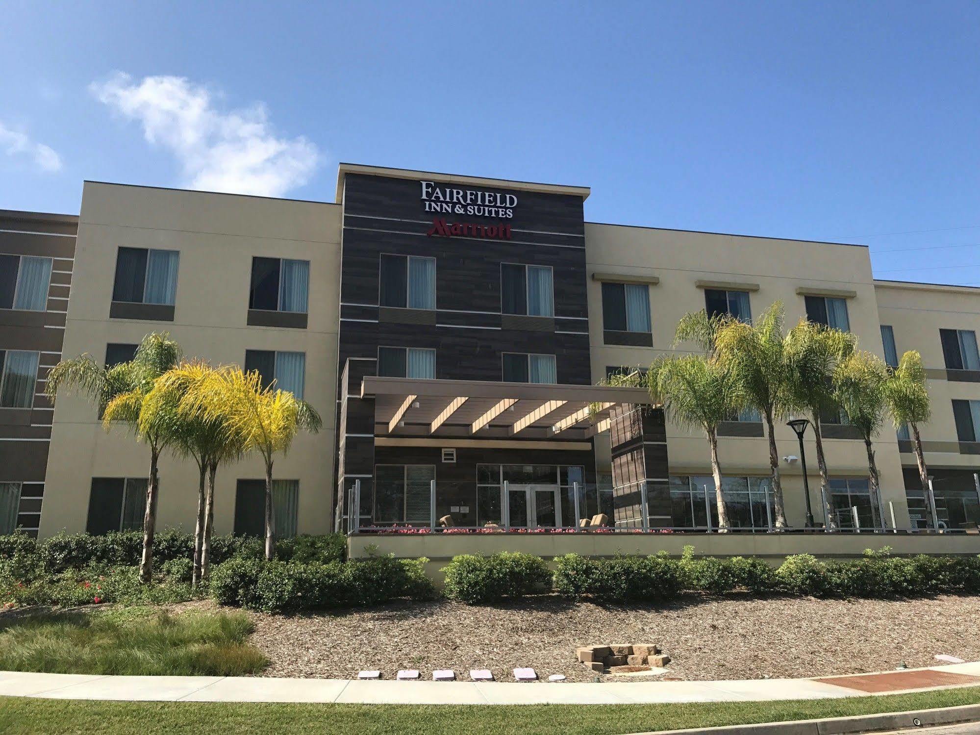 Fairfield Inn & Suites By Marriott San Diego Карлсбад Экстерьер фото